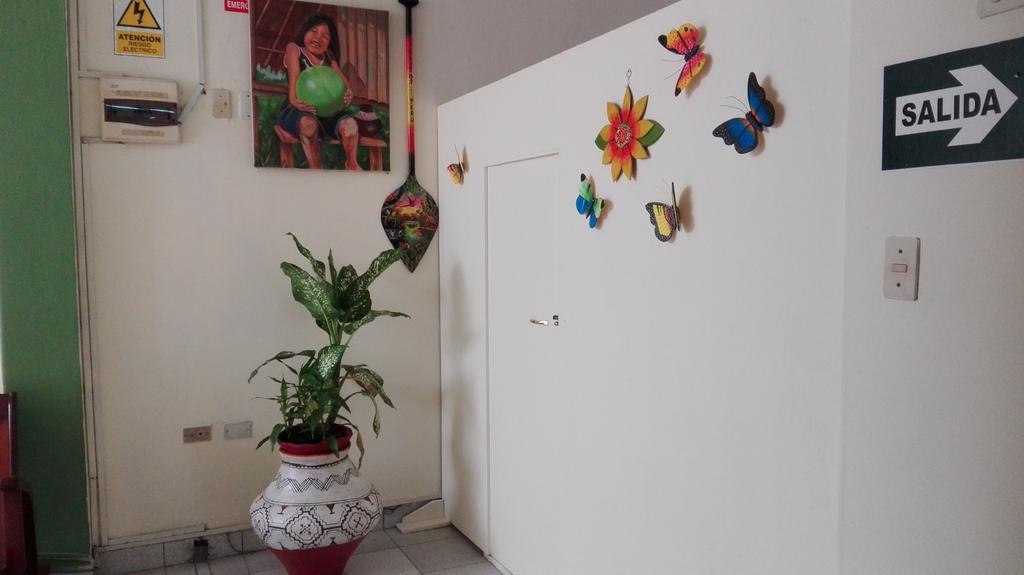 Hostal El Colibri Iquitos Luaran gambar