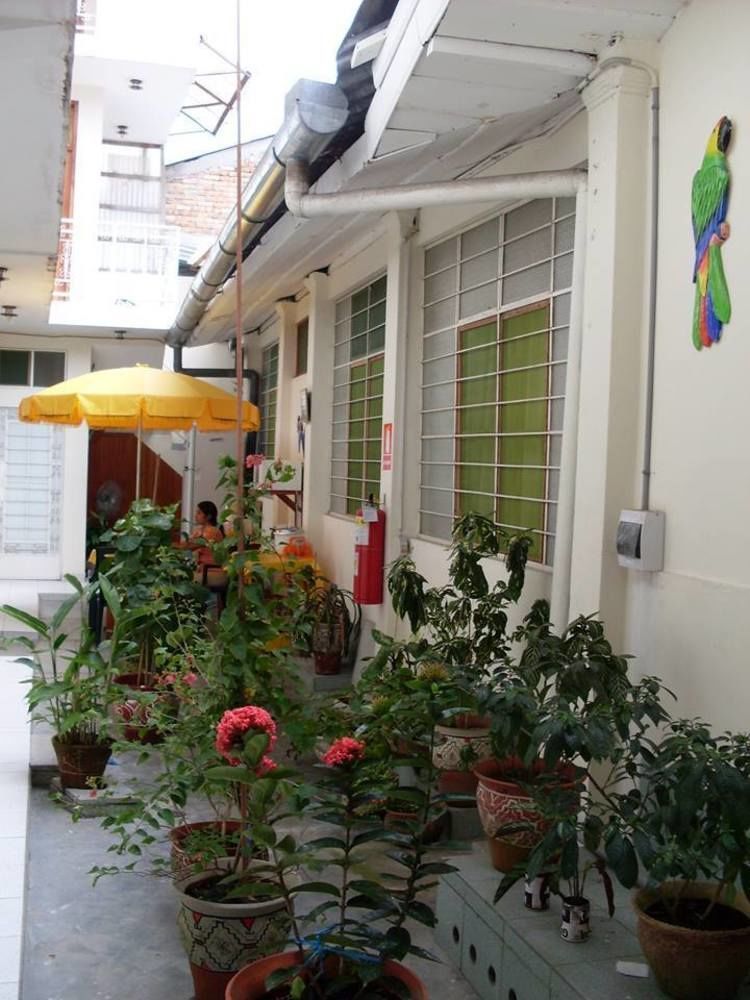 Hostal El Colibri Iquitos Luaran gambar