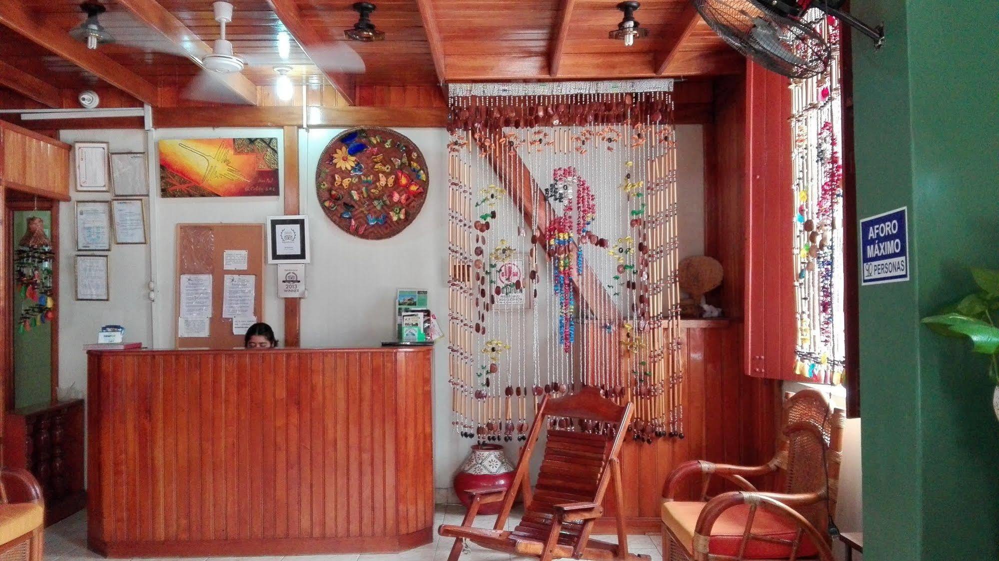 Hostal El Colibri Iquitos Luaran gambar